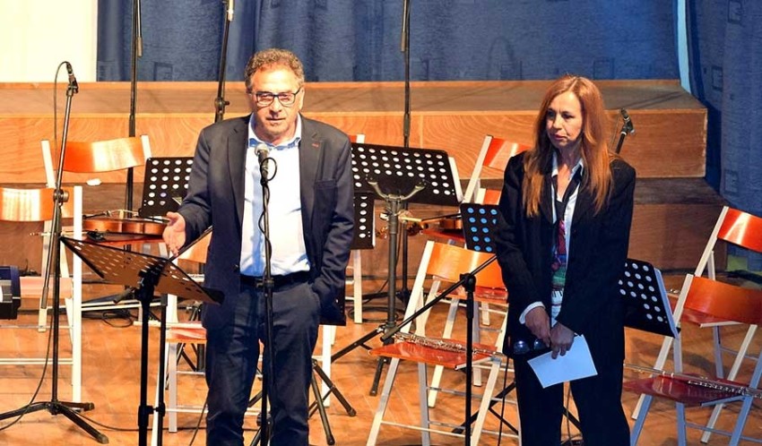 &Mu;&alpha;&theta;&eta;&tau;&iota;&kappa;ή &Sigma;&upsilon;&nu;&alpha;&upsilon;&lambda;ί&alpha; &tau;&omega;&nu; &Mu;&omicron;&upsilon;&sigma;&iota;&kappa;ώ&nu; &Sigma;&upsilon;&nu;ό&lambda;&omega;&nu; &tau;&eta;&sigmaf; &Mu;&omicron;&upsilon;&sigma;&iota;&kappa;ή&sigmaf; &Sigma;&chi;&omicron;&lambda;ή&sigmaf; &Nu;ί&kappa;&alpha;&iota;&alpha;&sigmaf;